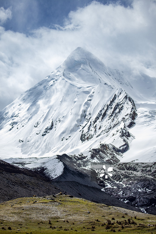 西藏萨普神山图片素材