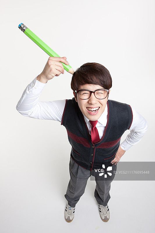 可爱的运动型男孩图片素材