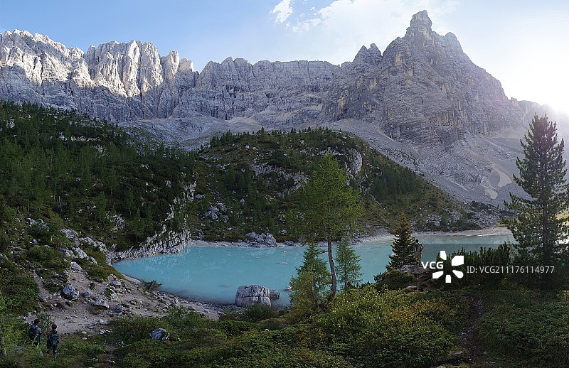 索拉皮斯湖图片素材