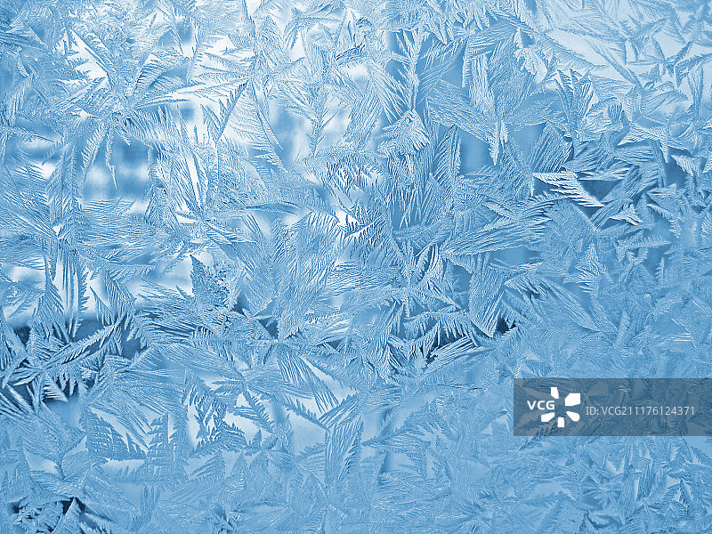 冬季窗户上的冰纹图片素材