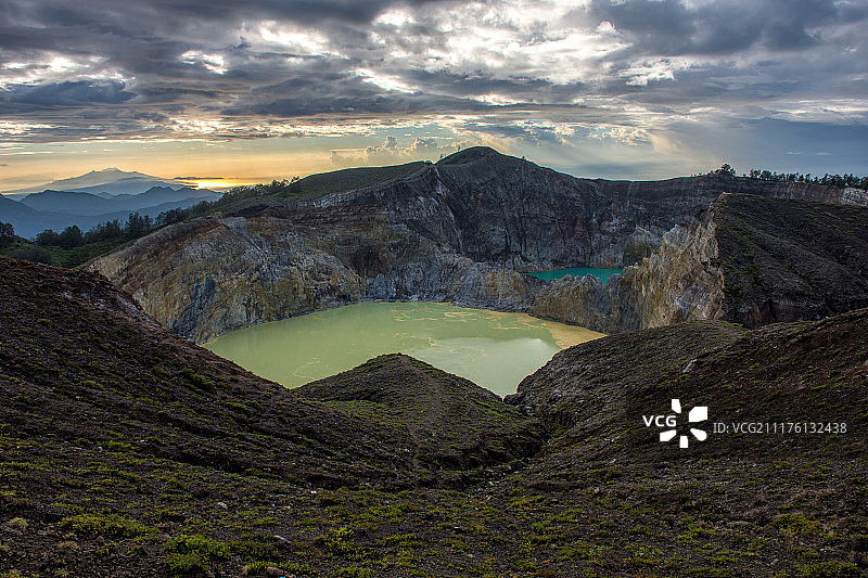 九月底克里穆图火山日出图片素材