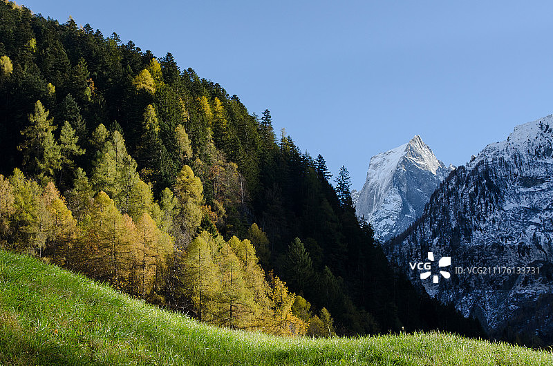 巴迪勒峰的自然形态图片素材