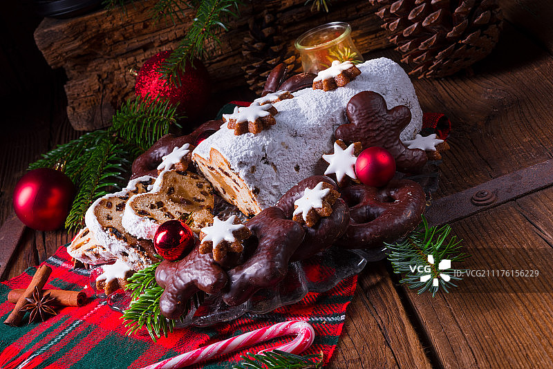 美味德累斯顿圣诞蛋糕图片素材