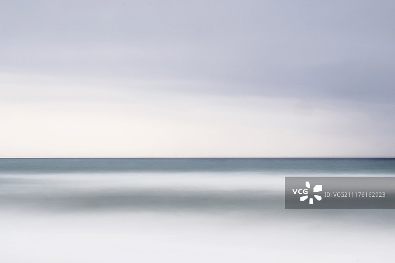 无声的风暴图片素材