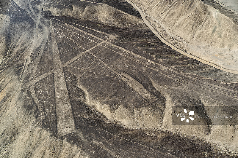 荒漠跑道图片素材