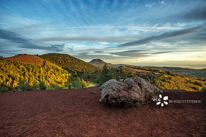 多姆山图片素材