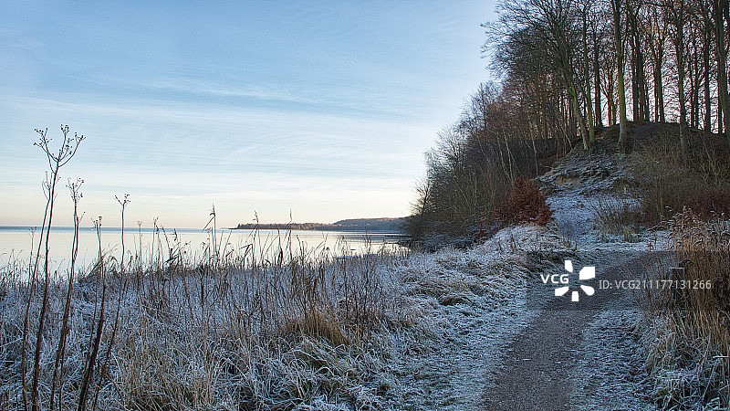 冬季水路图片素材