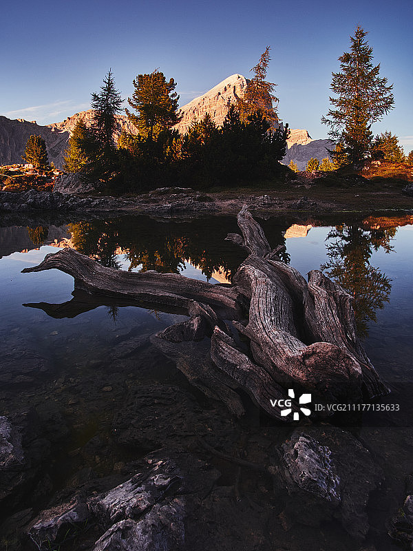 利米德斯湖图片素材