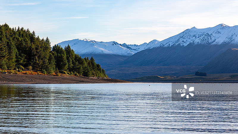 南岛-蒂卡普湖图片素材