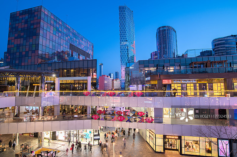 圣诞节期间的北京三里屯图片素材