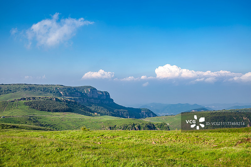 台湾高山森林草甸汽车广告背景高清图图片素材