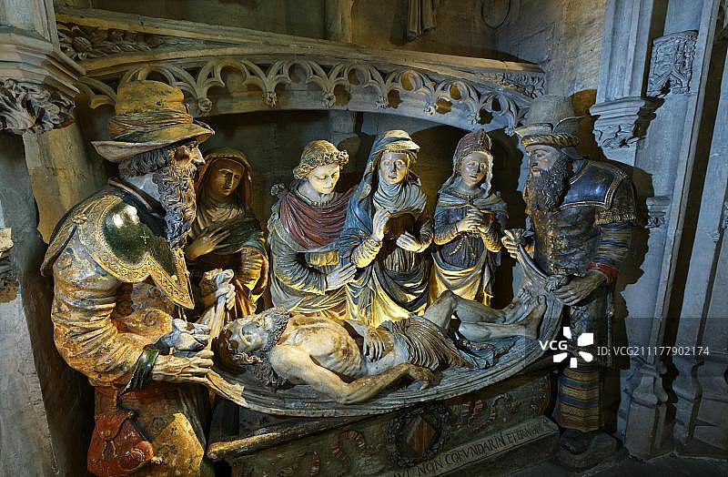 法国普瓦图-夏朗德地区维埃纳省普瓦捷圣母大教堂墓葬场景观图片素材