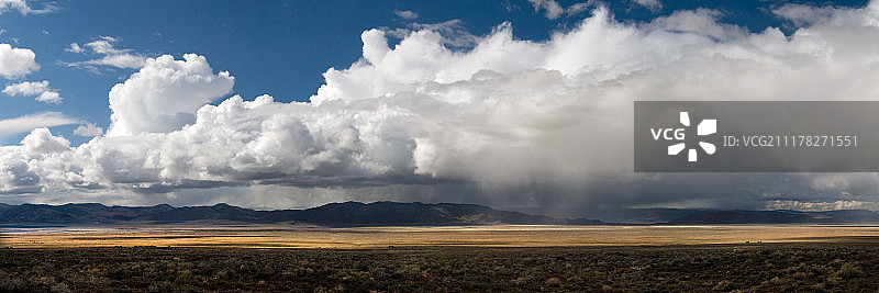 格尔拉赫上空的暴风雨图片素材