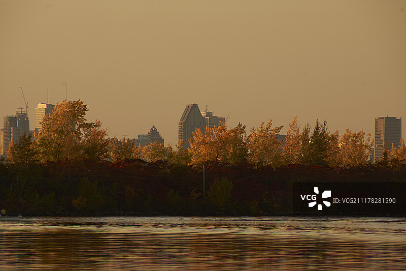 秋季蒙特利尔市中心图片素材