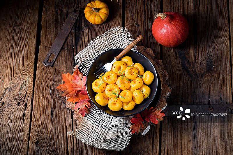美味的秋季饺子配北海道南瓜泥图片素材