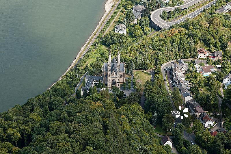 德国莱茵兰-普法尔茨州雷马根阿波利纳里斯教堂鸟瞰图片素材