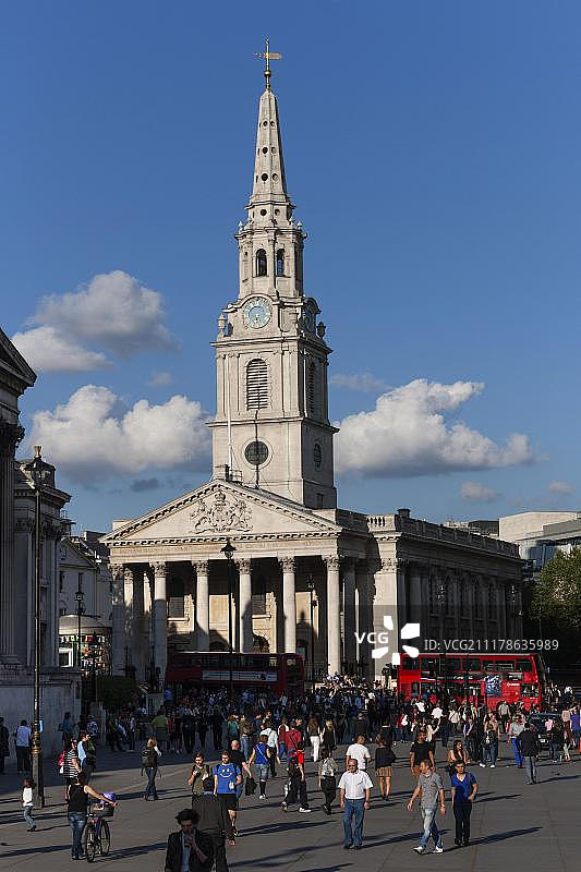 伦敦特拉法加广场圣马丁教堂图片素材