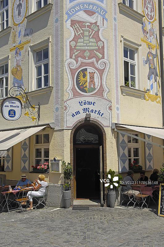 德国慕尼黑维克图阿里安市场广场的巴伐利亚餐厅图片素材