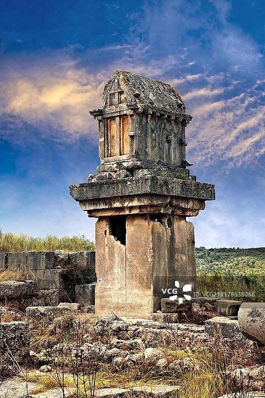 土耳其桑托斯古城的利西亚“哈比墓”图片素材