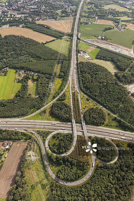 德国北莱茵-威斯特法伦州多特蒙德A45高速公路鸟瞰图片素材