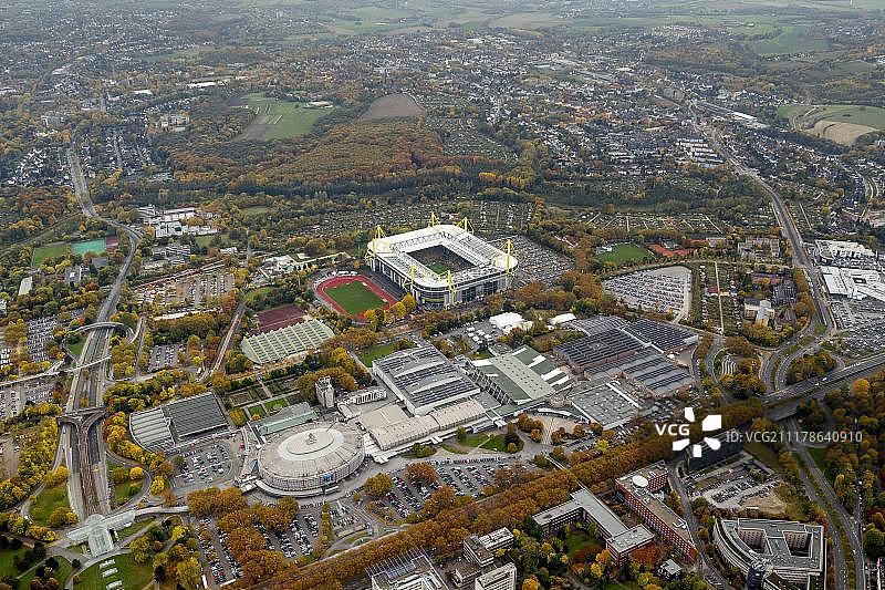 德国多特蒙德Signal Iduna Park体育场航拍图片素材