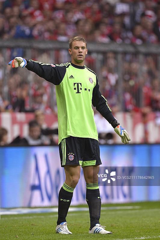 曼努埃尔·诺伊尔，拜仁慕尼黑足球俱乐部守门员，安联竞技场，慕尼黑，巴伐利亚，德国，欧洲图片素材