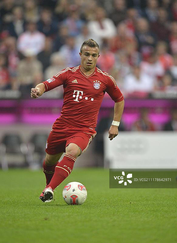 谢尔丹·沙奇里，拜仁慕尼黑足球俱乐部，安联竞技场，慕尼黑，巴伐利亚，德国，欧洲图片素材