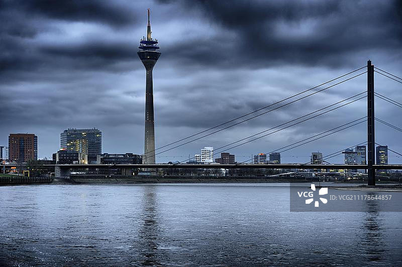 杜塞尔多夫媒体港莱茵电视塔图片素材