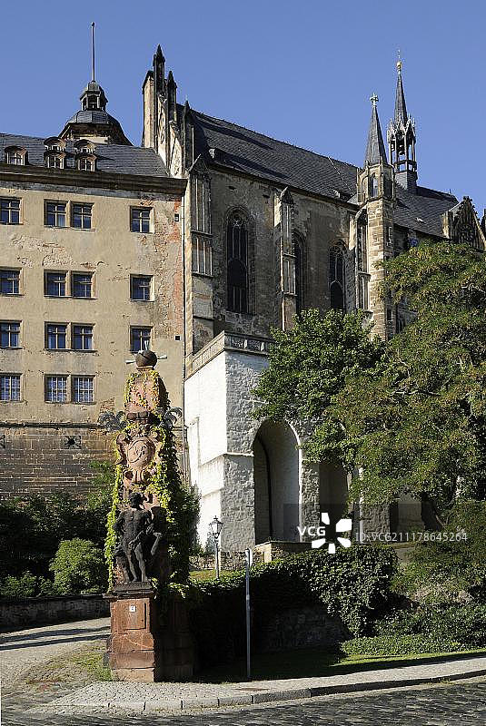 阿尔滕堡城堡与城堡教堂图片素材