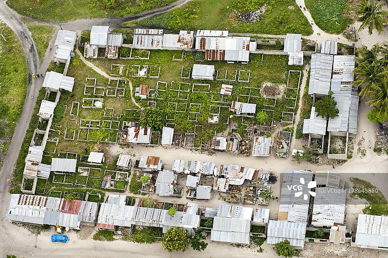 坦桑尼亚达累斯萨拉姆郊区在建市场广场鸟瞰图片素材