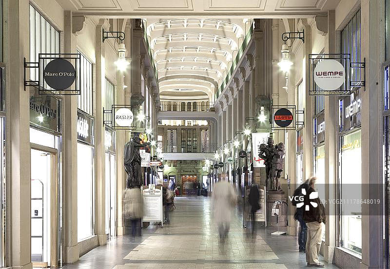 德国萨克森莱比锡的迈德勒拱廊和奥尔巴赫地窖入口图片素材