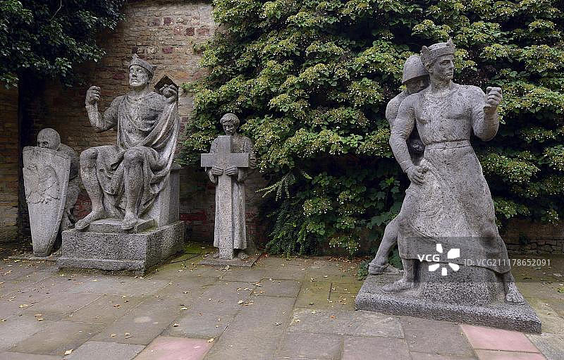 德国施佩耶尔主教座堂法兰克-萨利安皇帝雕像：联合国教科文组织世界遗产图片素材