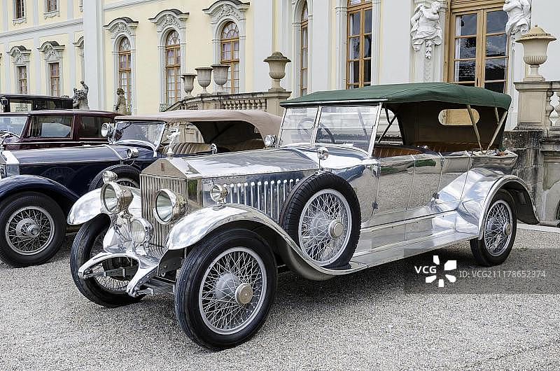 劳斯莱斯银魅：路德维希堡宫老爷车聚会图片素材