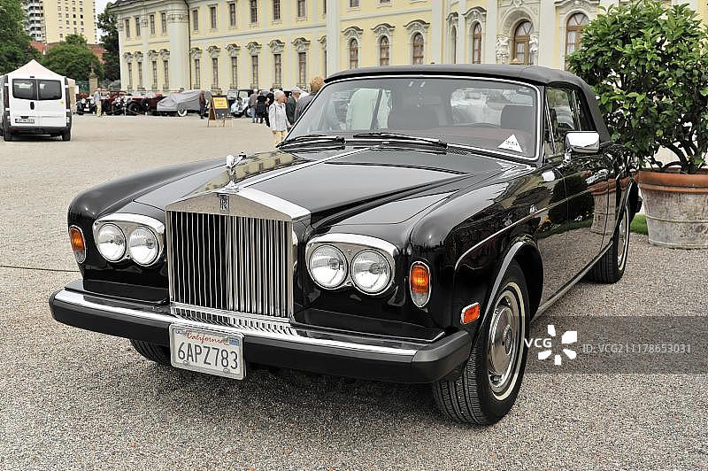 2002年劳斯莱斯阿纳奇敞篷车，老爷车展，德国巴登-符腾堡州路德维希堡图片素材