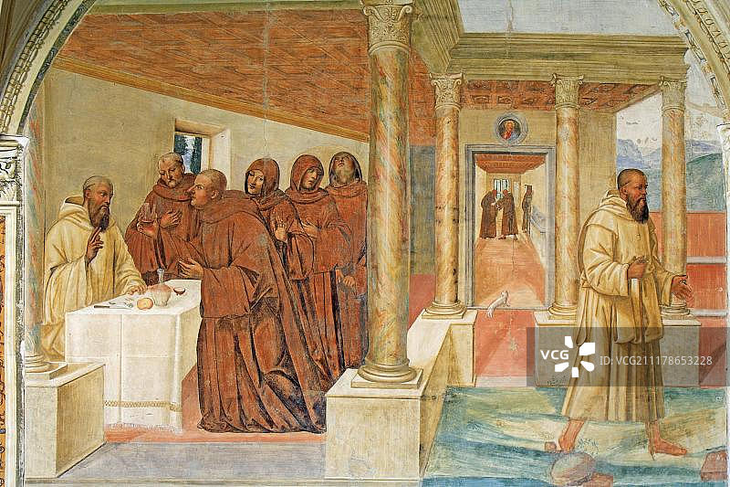 圣本笃生平壁画，索多玛作品，修道士试图毒害本笃，蒙特奥利韦托马焦雷修道院回廊，意大利托斯卡纳图片素材