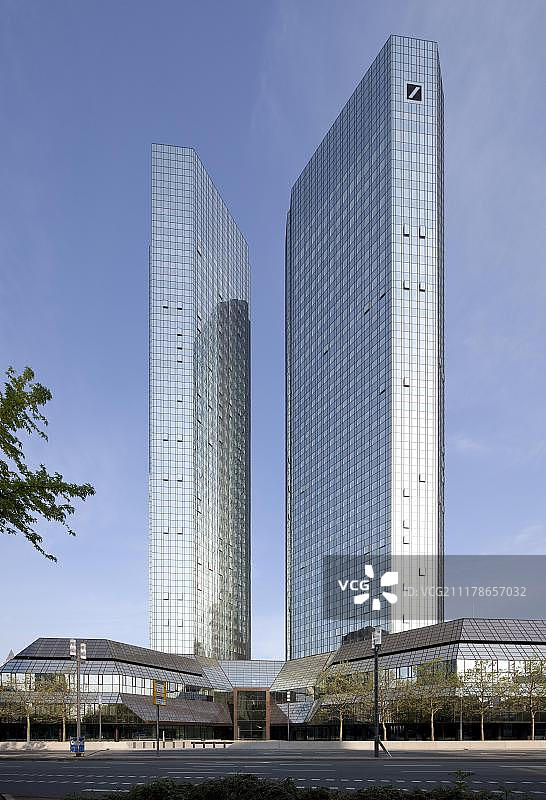 德国法兰克福德国银行双子塔图片素材