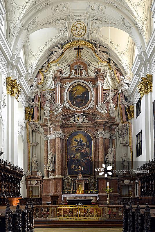 奥地利林茨伊格纳提乌斯教堂内部祭坛图片素材