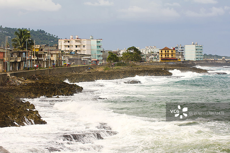 古巴关塔那摩省巴拉科阿海滨大道，中美洲图片素材