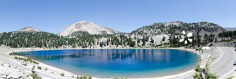 穿蓝色衣服的女人图片素材