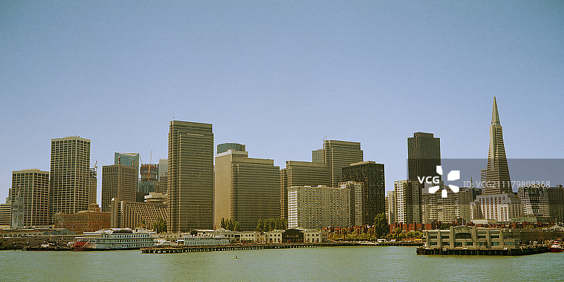 旧金山天际线（柯达Ektar 100胶片拍摄）图片素材