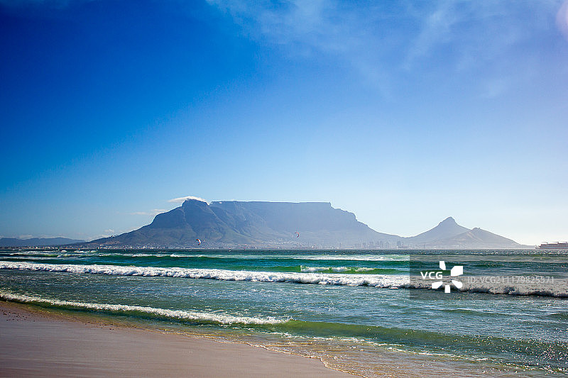 布劳 bergstrand 与桌山图片素材