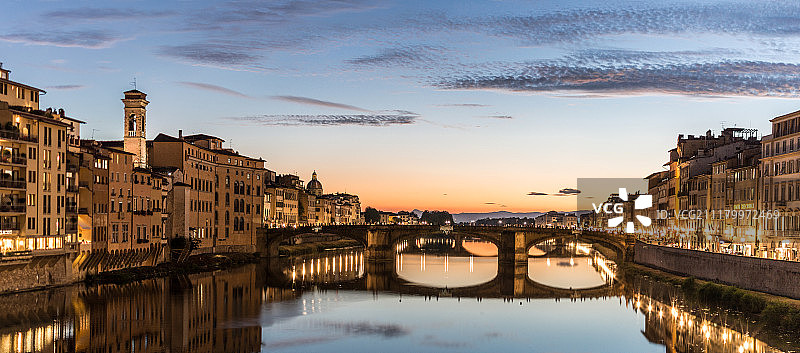 佛罗伦萨的夏日夜晚图片素材