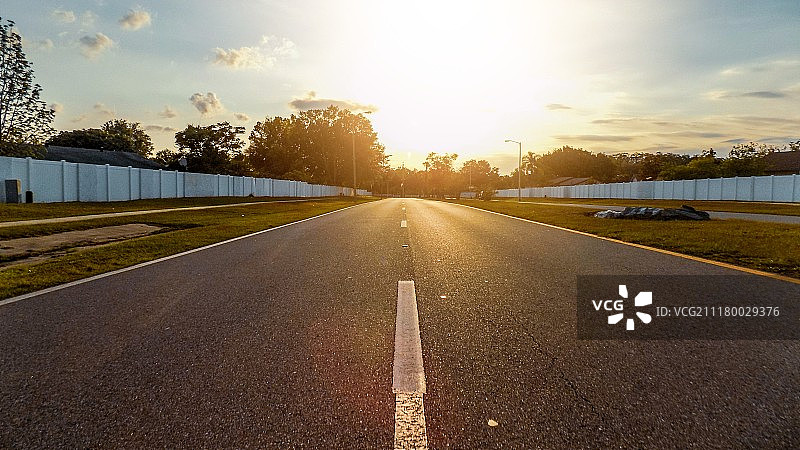 道路的消失点透视效果图片素材