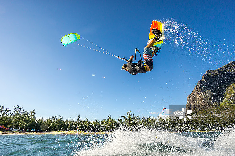 风筝冲浪技巧图片素材