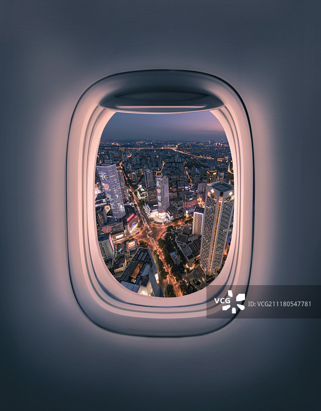 飞机窗望南京图片素材