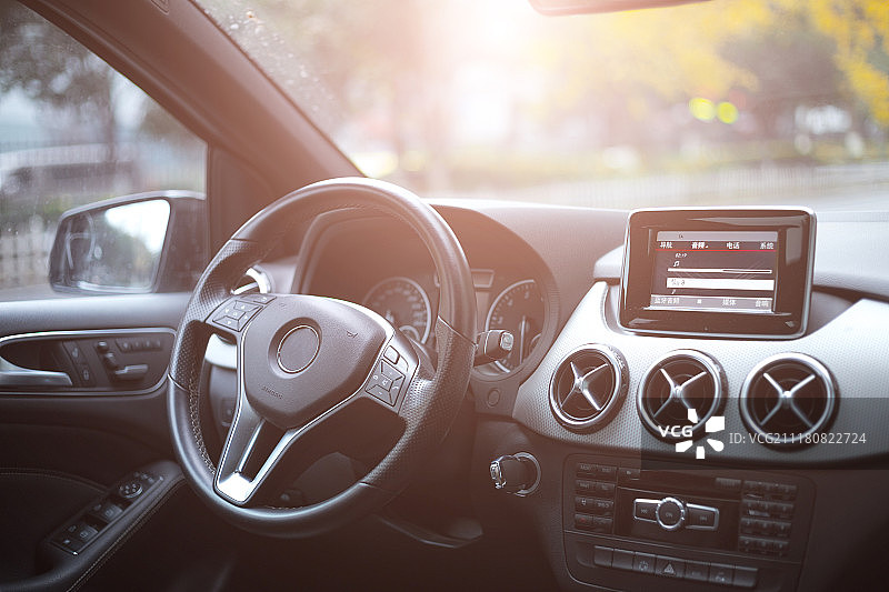 汽车内部方向盘图片素材