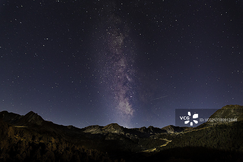 Esne bidea图片素材