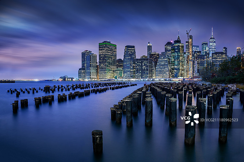 日落时分的纽约天际线图片素材
