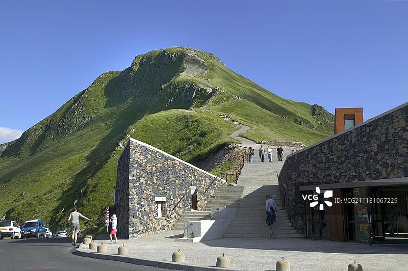 法国康塔尔火山自然公园的Puy-Mary House图片素材