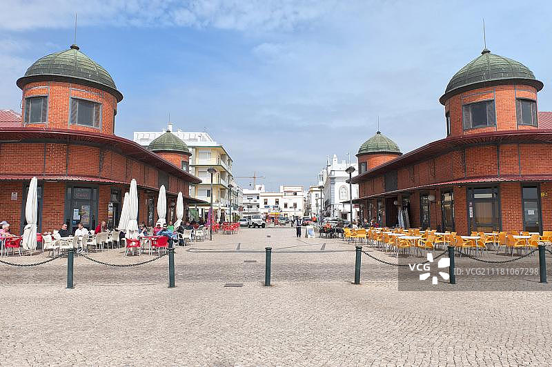 奥良老城区的历史市场大厅图片素材